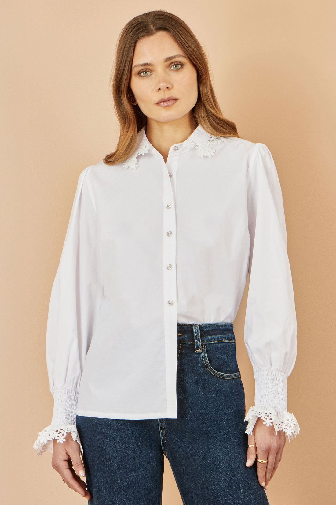 Yumi White Lace Trim Shirt
