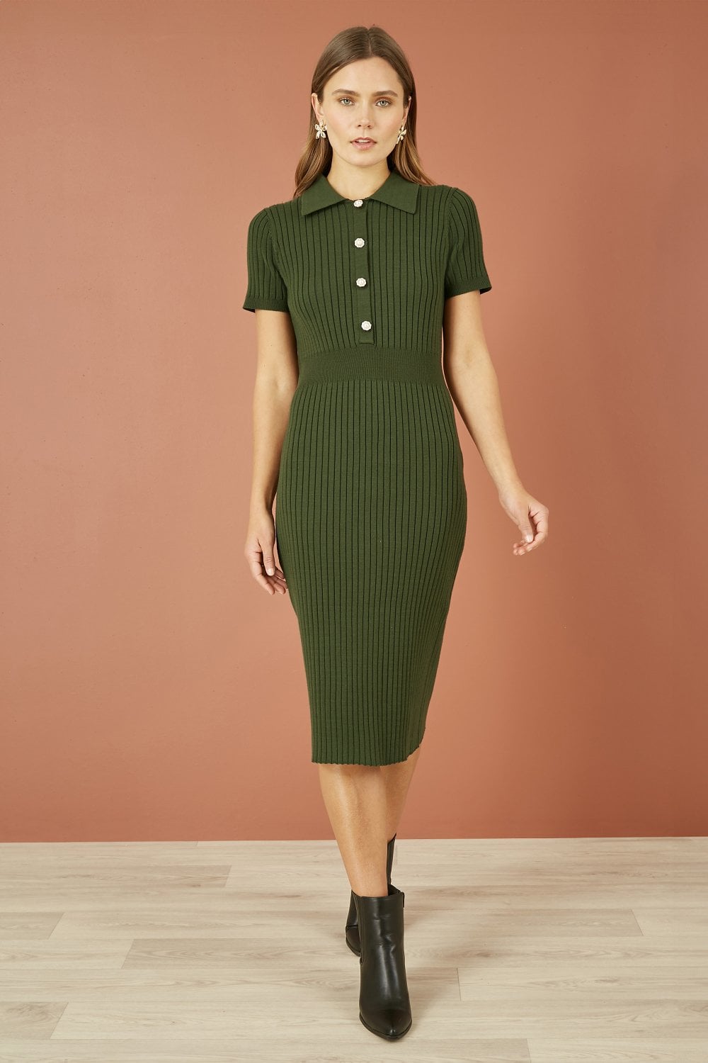 Yumi Green Fitted Rib Knitted Midi Dress With Daisy Buttons